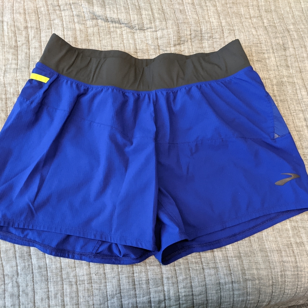 Brooks Cascadia running shorts